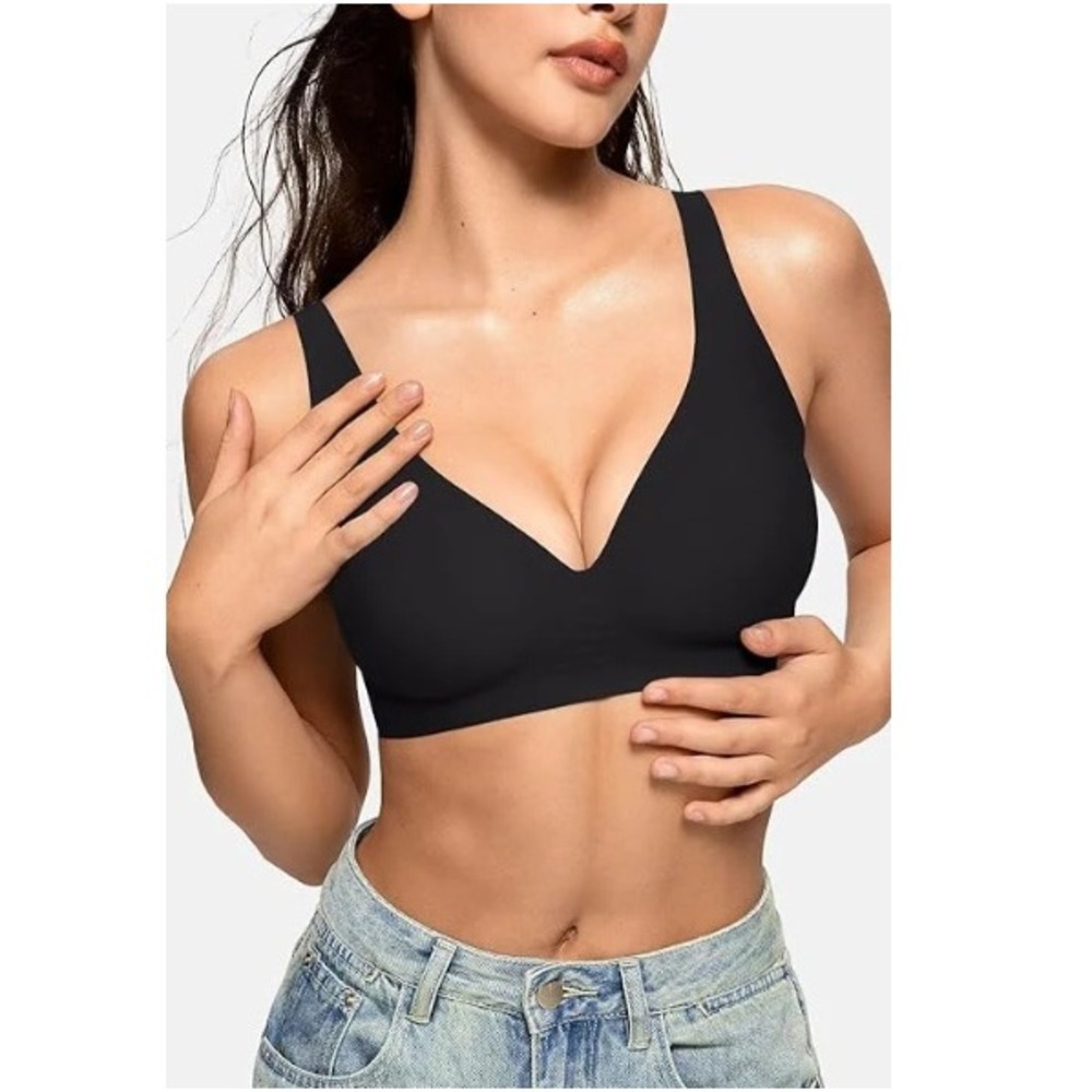 VertVie Women's Black BLAIR Deep-V Wireless Seamless Bra Size 3XL NWT